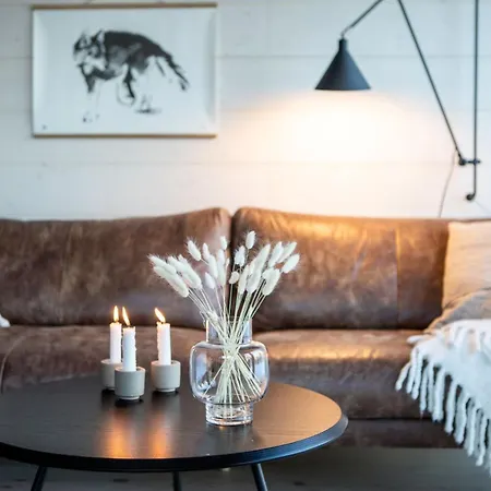 Chalet Alaska